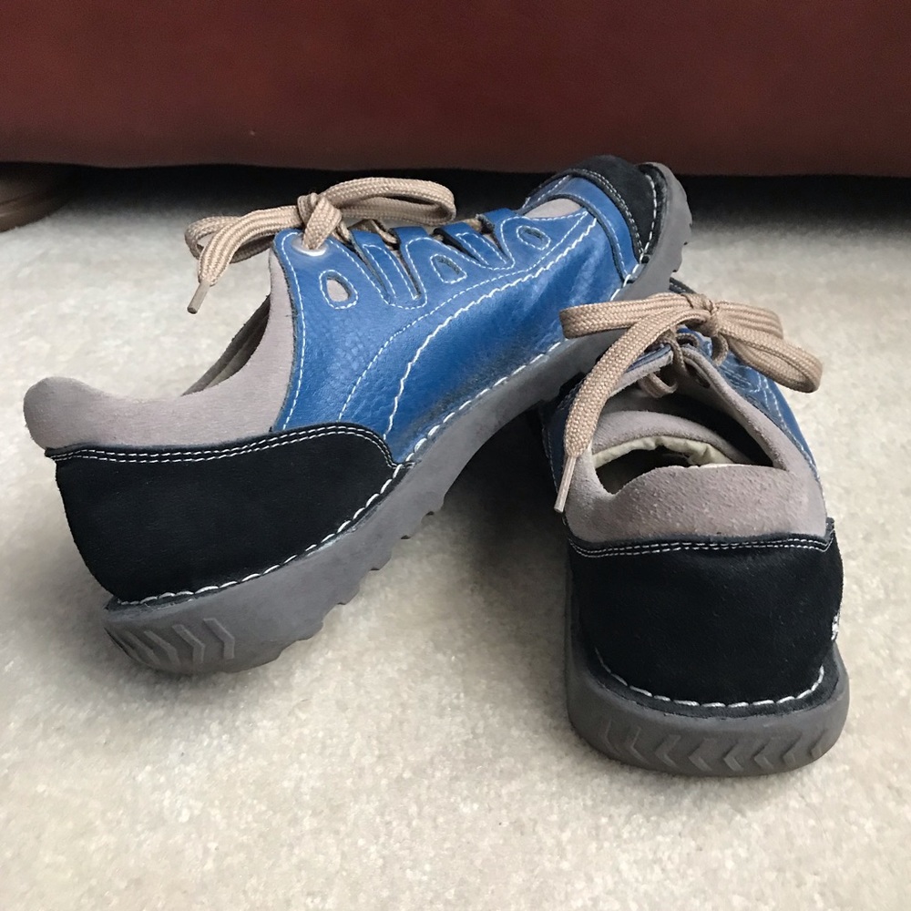 SOLD SUSST Leather Black & Blue Suede SOLD - Picture 7 of 8